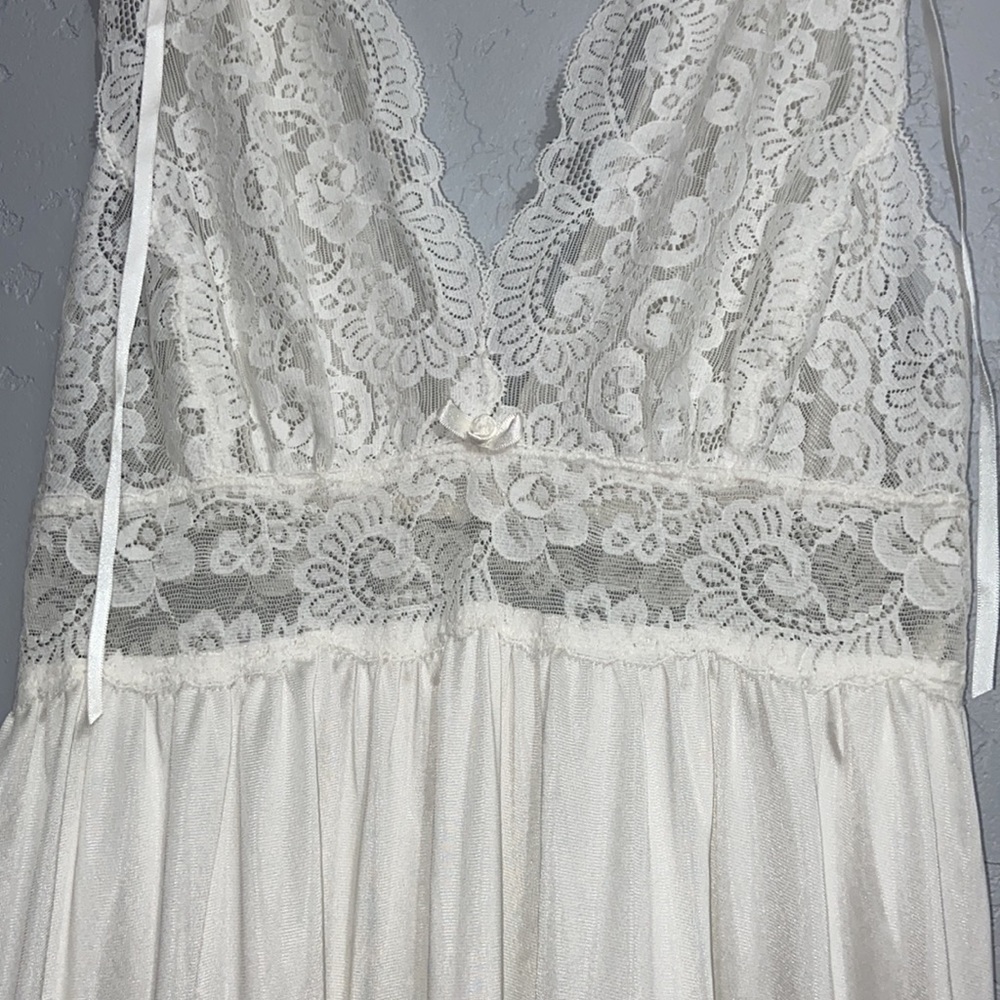 Vintage Olga Lace Front Waist Long Nightgown Bridal Lingerie Size Small - Picture 6 of 16